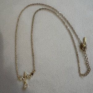 Gold and Crystal Fluctuation Shape Necklace
